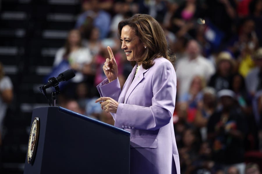 Trump Vs. Harris 2024 Polls: Harris Leads By 4 Points In Post-DNC S...